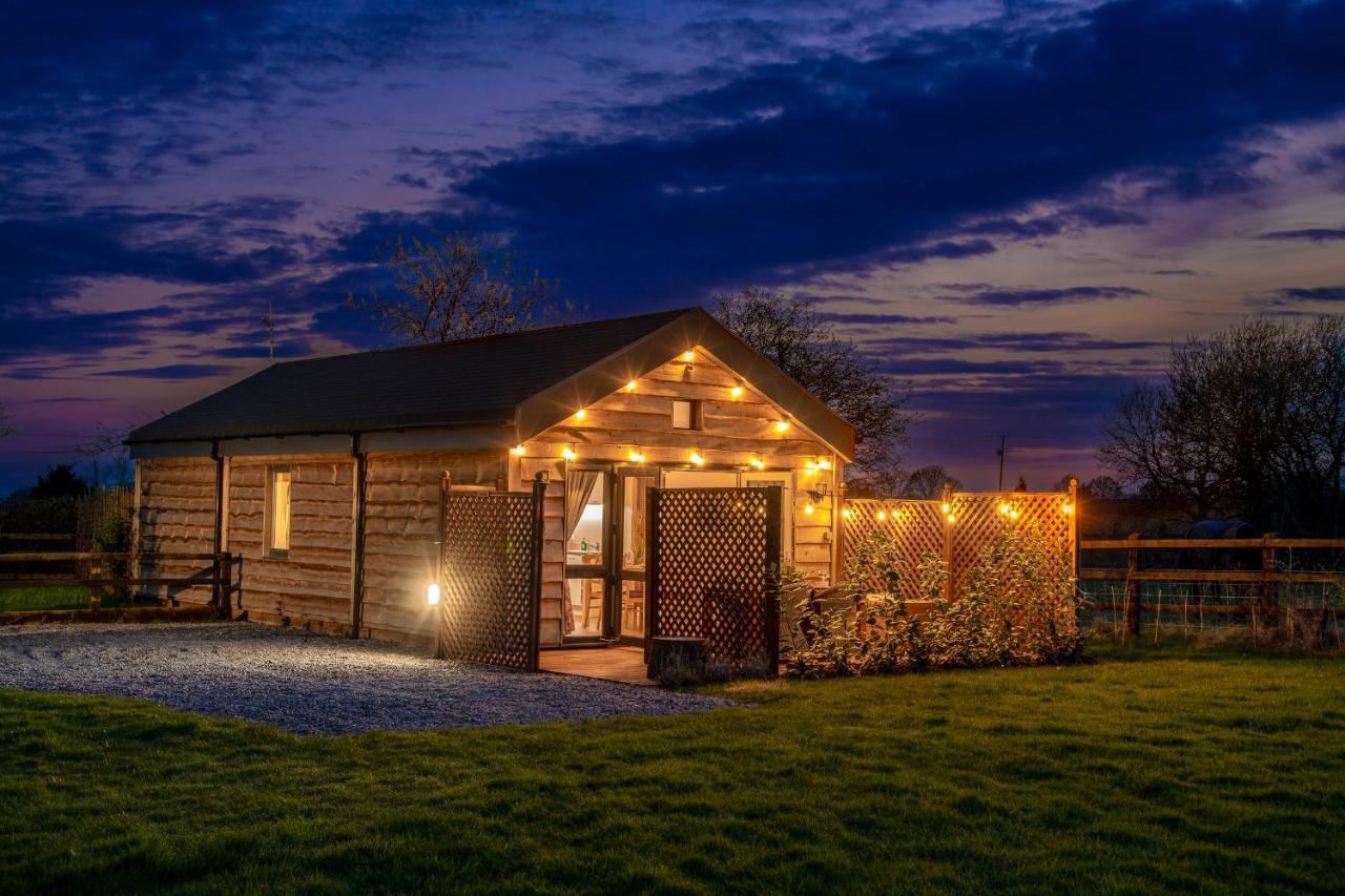 Montana Log Cabin - Ockeridge Rural Retreats Wichenford Exterior foto